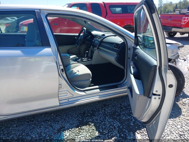 45752913 :رقم المزاد ، 4T4BF1FKXDR295355 vin ، 2013 Toyota Camry Le مزاد بيع