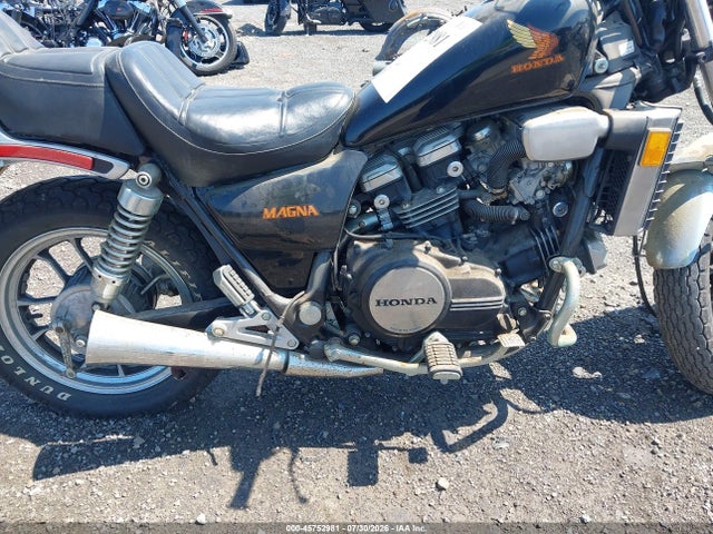 Aukcja sprzedaży 1984 Honda Vf700 C, vin: JH2RC210XEM013435, numer aukcji: 45752981