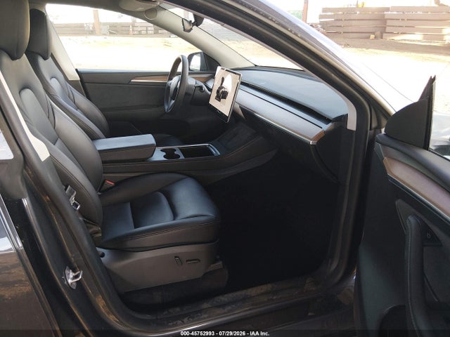 Tesla Model Y 2023 7SAYGAEE2PF915634 Image 5
