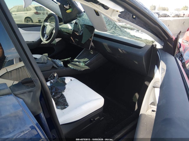 Продаж на аукціоні авто 2026 Tesla Model Y All-wheel Drive/long Range Launch Series/premium All-wheel Drive, vin: 7SAYGDEE8TF454841, номер лоту: 45753013