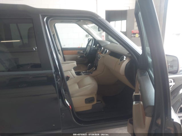 Продаж на аукціоні авто 2010 Land Rover Lr4, vin: SALAK2D45AA542755, номер лоту: 45753023