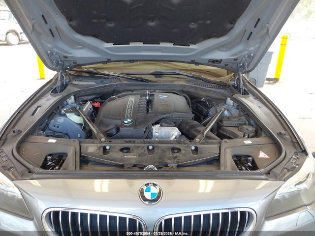 BMW 535i Xdrive 2014 WBA5B3C53ED530680 Image 10