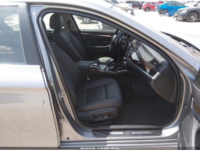 Продажа на аукционе авто 2016 Bmw 528i, vin: WBA5A5C50GG349567, номер лота: 45753100