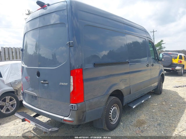 45753101 :رقم المزاد ، WD4PF0CD7KP092851 vin ، 2019 Mercedes-benz Sprinter 2500 High Roof V6 مزاد بيع