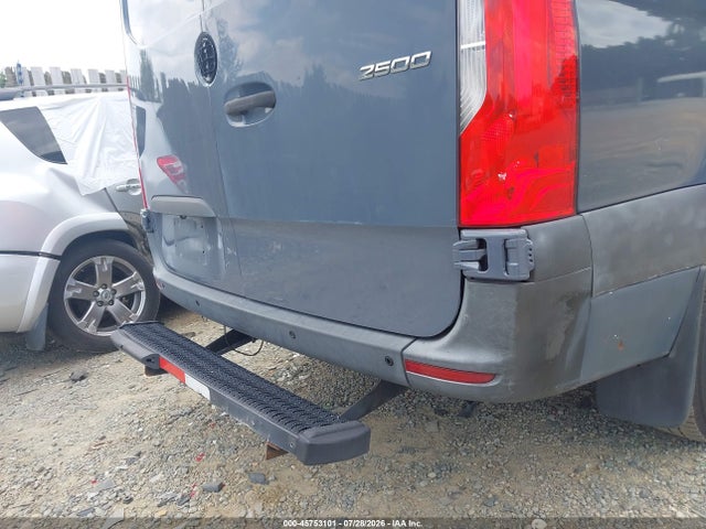 45753101 :رقم المزاد ، WD4PF0CD7KP092851 vin ، 2019 Mercedes-benz Sprinter 2500 High Roof V6 مزاد بيع