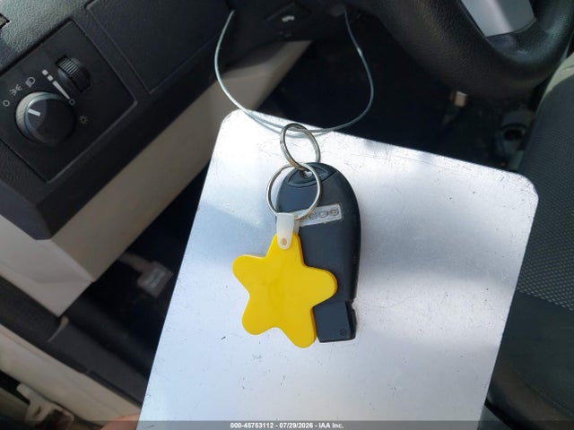 45753112 :رقم المزاد ، 1D8HN44HX8B100748 vin ، 2008 Dodge Grand Caravan Se مزاد بيع