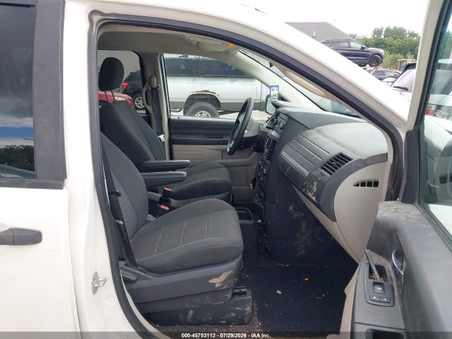 45753112 :رقم المزاد ، 1D8HN44HX8B100748 vin ، 2008 Dodge Grand Caravan Se مزاد بيع