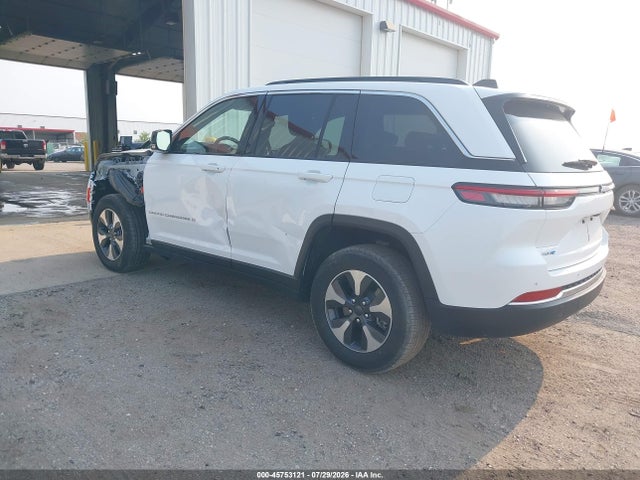 Jeep Grand Cherokee 4xe 2024 1C4RJYB60RC145779 Image 3