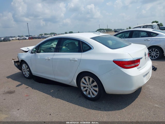 Buick Verano 2015 1G4PP5SK6F4142176 Image 3