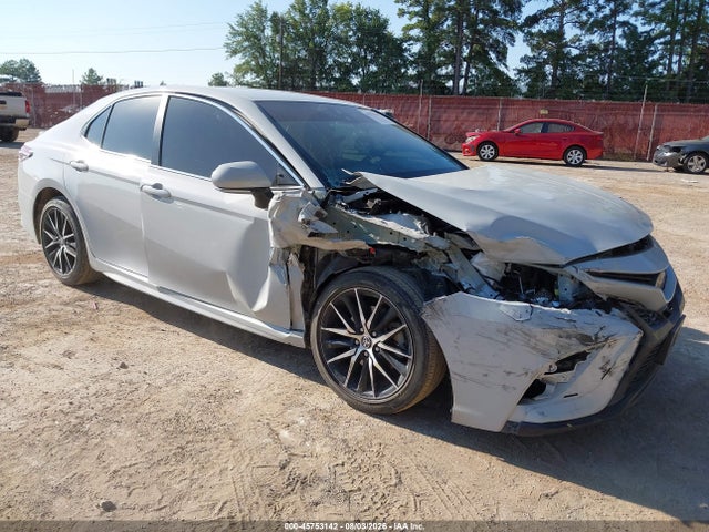45753142 :رقم المزاد ، 4T1T11AKXPU082303 vin ، 2023 Toyota Camry Se مزاد بيع