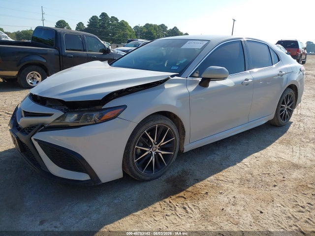 45753142 :رقم المزاد ، 4T1T11AKXPU082303 vin ، 2023 Toyota Camry Se مزاد بيع