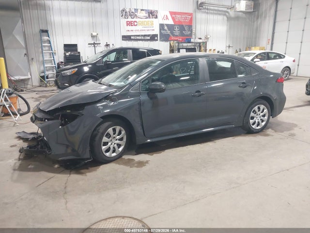 Toyota COROLLA LE 2025 5YFB4MDE9SP268824 Image 2
