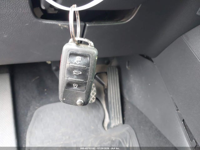 Продаж на аукціоні авто 2011 Volkswagen Tiguan Se, vin: WVGAV7AX2BW528516, номер лоту: 45753162