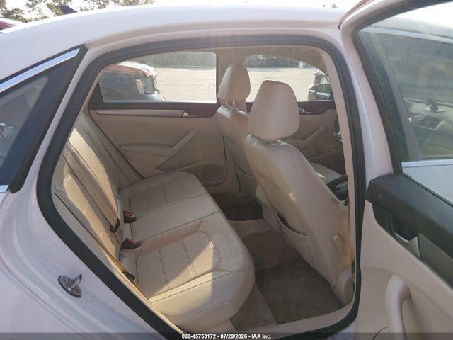 Продаж на аукціоні авто 2015 Volkswagen Passat 1.8t Limited Edition, vin: 1VWAS7A30FC112771, номер лоту: 45753172