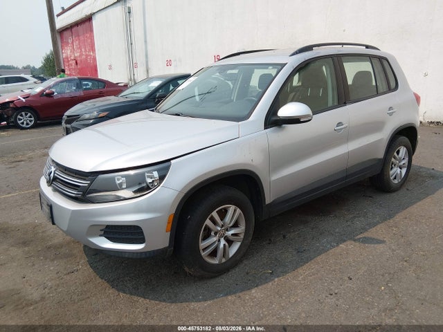 WVGAV7AX5GW586448 Volkswagen TIGUAN S