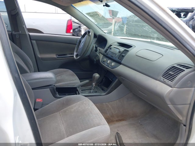 2006 Toyota Camry Le მანქანა იყიდება აუქციონზე, vin: 4T1BE32K26U722951, აუქციონის ნომერი: 45753189