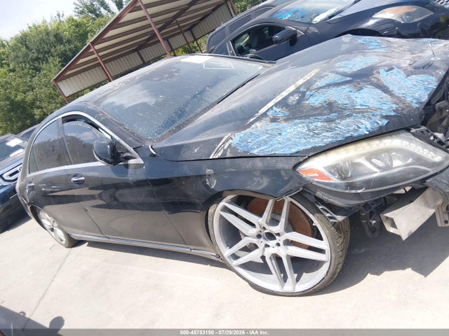 2015 Mercedes-benz S 550 მანქანა იყიდება აუქციონზე, vin: WDDUG8CB9FA113849, აუქციონის ნომერი: 45753190