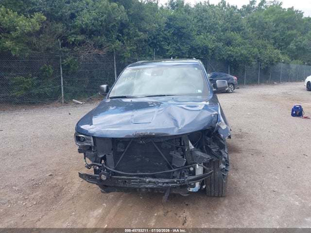 45753211 :رقم المزاد ، 1C4RJFBG5MC612359 vin ، 2021 Jeep Grand Cherokee 80th Anniversary 4x4 مزاد بيع