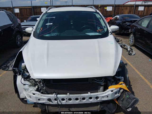 45753223 :رقم المزاد ، 1FMCU9J97HUA32222 vin ، 2017 Ford Escape Titanium مزاد بيع