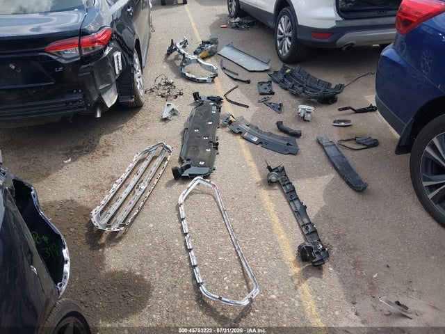 45753223 :رقم المزاد ، 1FMCU9J97HUA32222 vin ، 2017 Ford Escape Titanium مزاد بيع