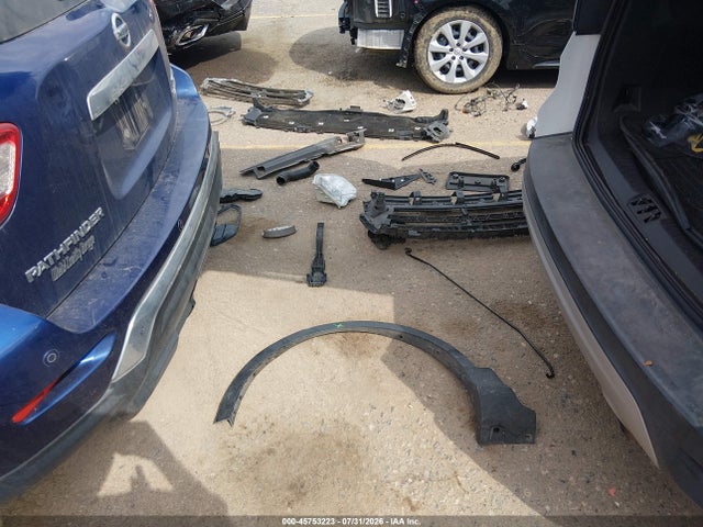 45753223 :رقم المزاد ، 1FMCU9J97HUA32222 vin ، 2017 Ford Escape Titanium مزاد بيع