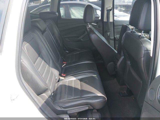 45753223 :رقم المزاد ، 1FMCU9J97HUA32222 vin ، 2017 Ford Escape Titanium مزاد بيع