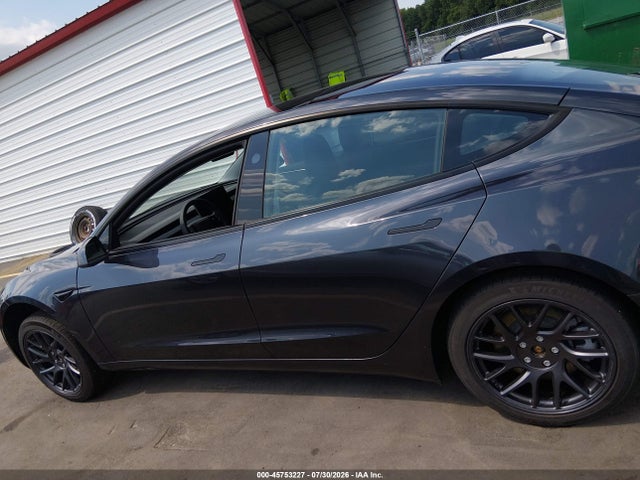 Продаж на аукціоні авто 2025 Tesla Model 3 Long Range Rear-wheel Drive/standard Rear-wheel Drive, vin: 5YJ3E1EA3SF953232, номер лоту: 45753227