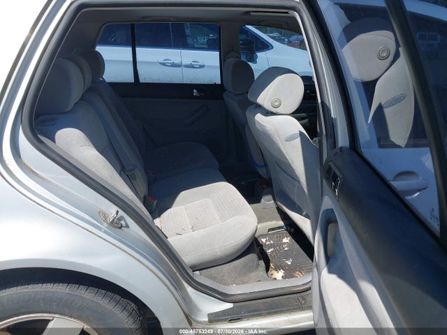 2000 Volkswagen Golf Gls მანქანა იყიდება აუქციონზე, vin: WVWGA21J0YW515832, აუქციონის ნომერი: 45753249