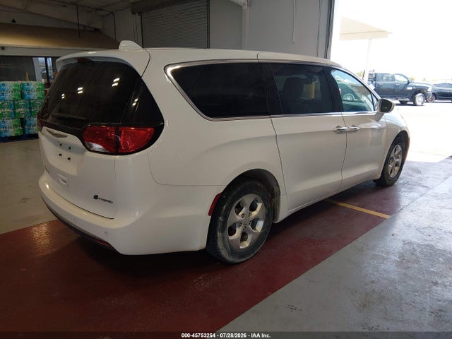 Chrysler Pacifica Hybrid Touring Plus 2018 2C4RC1H73JR289727 Image 4