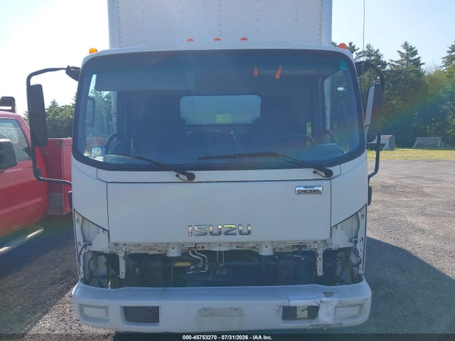 45753270 :رقم المزاد ، JALC4W161E7003400 vin ، 2014 Isuzu Npr Hd Dsl Reg At مزاد بيع