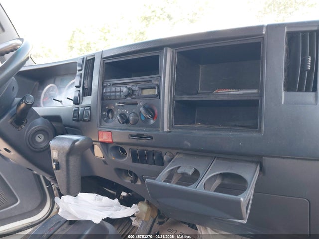 45753270 :رقم المزاد ، JALC4W161E7003400 vin ، 2014 Isuzu Npr Hd Dsl Reg At مزاد بيع