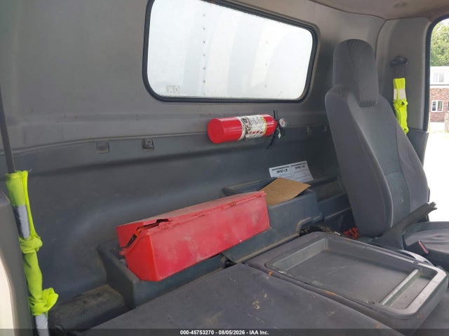 45753270 :رقم المزاد ، JALC4W161E7003400 vin ، 2014 Isuzu Npr Hd Dsl Reg At مزاد بيع