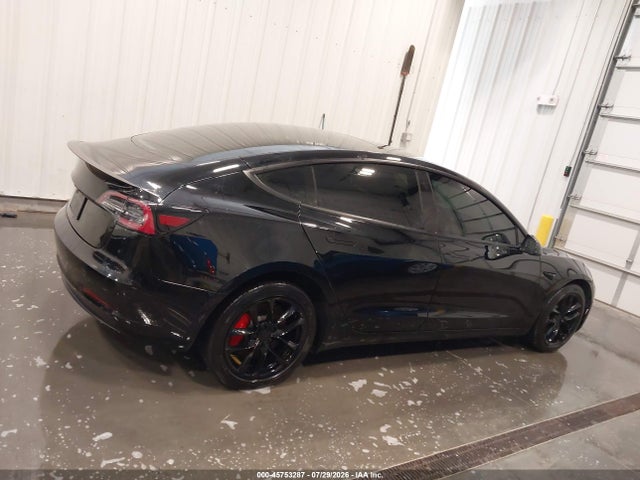 5YJ3E1EC3NF331803 Tesla Model 3 Performance Dual Motor All-wheel Drive