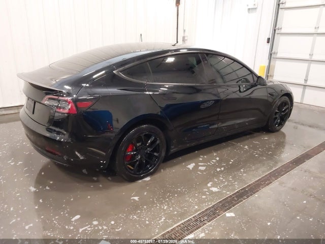 5YJ3E1EC3NF331803 Tesla Model 3 Performance Dual Motor All-wheel Drive