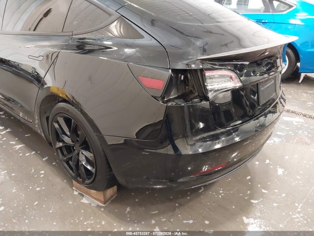 5YJ3E1EC3NF331803 Tesla Model 3 Performance Dual Motor All-wheel Drive