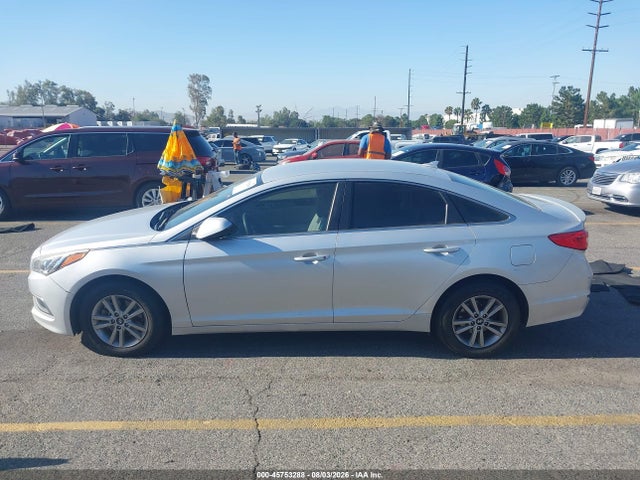 Hyundai SONATA SE 2016 5NPE24AF9GH323132 Image 14