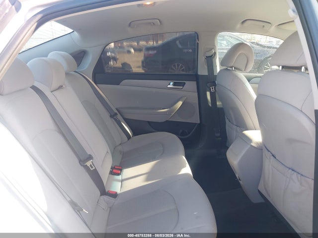 Hyundai SONATA SE 2016 5NPE24AF9GH323132 Image 8