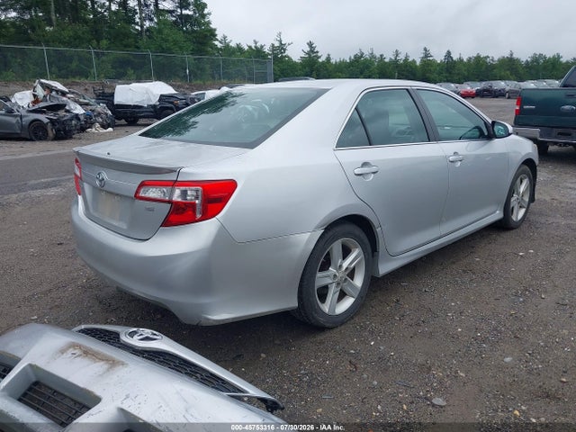 Toyota CAMRY SE 2014 4T1BF1FK9EU330625 Image 4