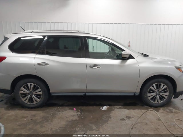 Продаж на аукціоні авто 2018 Nissan Pathfinder Sv, vin: 5N1DR2MM4JC661235, номер лоту: 45753330