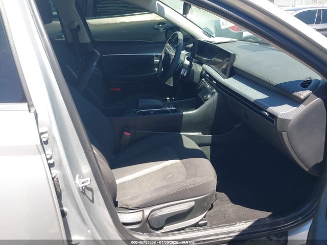 Hyundai SONATA SEL 2024 KMHL64JAXRA390067 Image 5