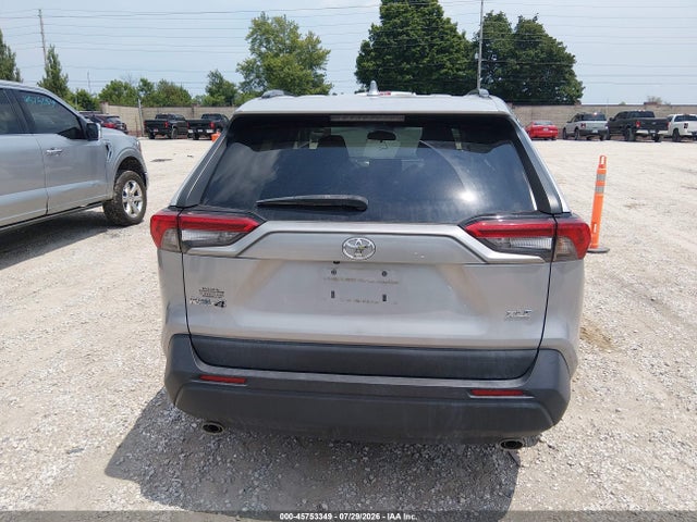 Продажа на аукционе авто 2021 Toyota Rav4 Xle, vin: 2T3W1RFVXMW150990, номер лота: 45753349