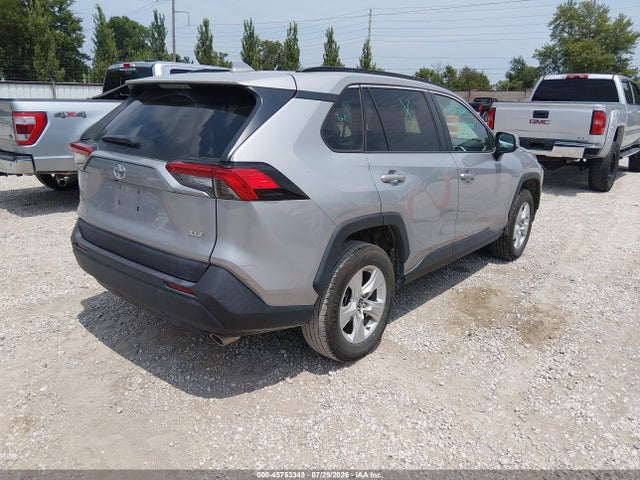 Продажа на аукционе авто 2021 Toyota Rav4 Xle, vin: 2T3W1RFVXMW150990, номер лота: 45753349