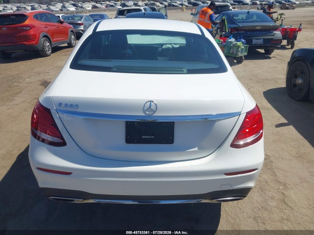 WDDZF4JB5KA515754 Mercedes-Benz E 300