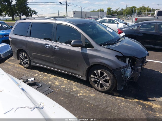 Aukcja sprzedaży 2015 Toyota Sienna Se 8 Passenger/se Premium 8 Passenger, vin: 5TDXK3DC5FS595917, numer aukcji: 45753370