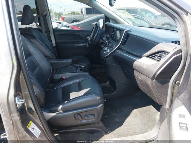 Aukcja sprzedaży 2015 Toyota Sienna Se 8 Passenger/se Premium 8 Passenger, vin: 5TDXK3DC5FS595917, numer aukcji: 45753370