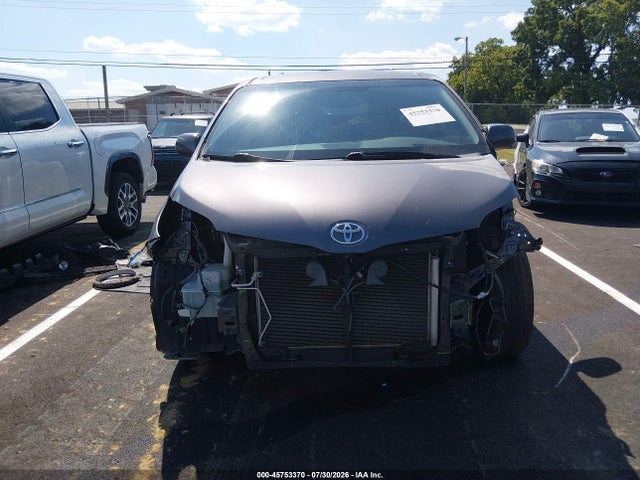 Aukcja sprzedaży 2015 Toyota Sienna Se 8 Passenger/se Premium 8 Passenger, vin: 5TDXK3DC5FS595917, numer aukcji: 45753370