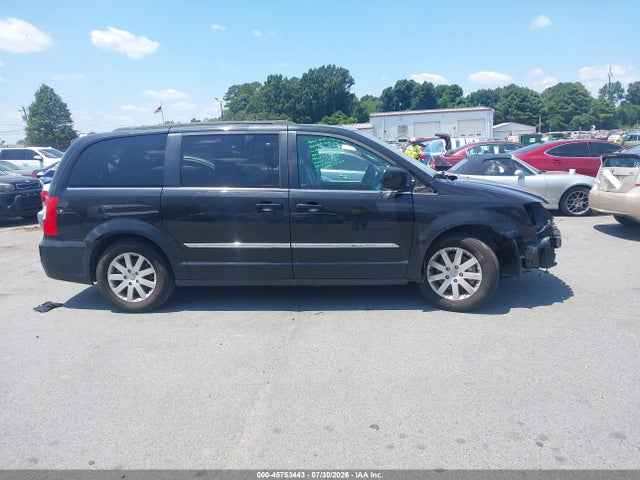 45753443 :رقم المزاد ، 2C4RC1BG8GR147875 vin ، 2016 Chrysler Town & Country Touring مزاد بيع