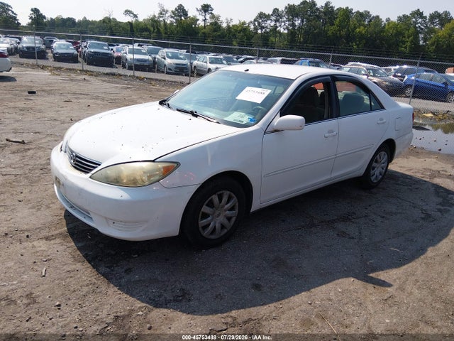 45753488 :رقم المزاد ، 4T1BE30K55U547970 vin ، 2005 Toyota Camry Le مزاد بيع