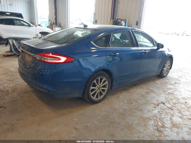 45753492 :رقم المزاد ، 3FA6P0H74HR155868 vin ، 2017 Ford Fusion Se مزاد بيع