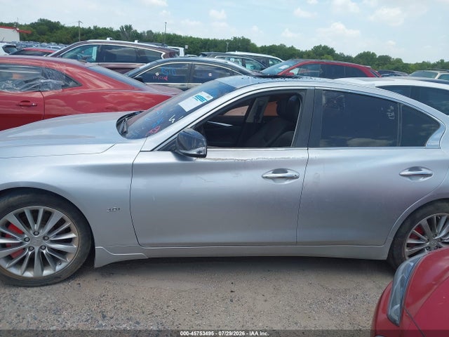Продажа на аукционе авто 2018 Infiniti Q50 3.0t Luxe, vin: JN1EV7AP6JM350970, номер лота: 45753495